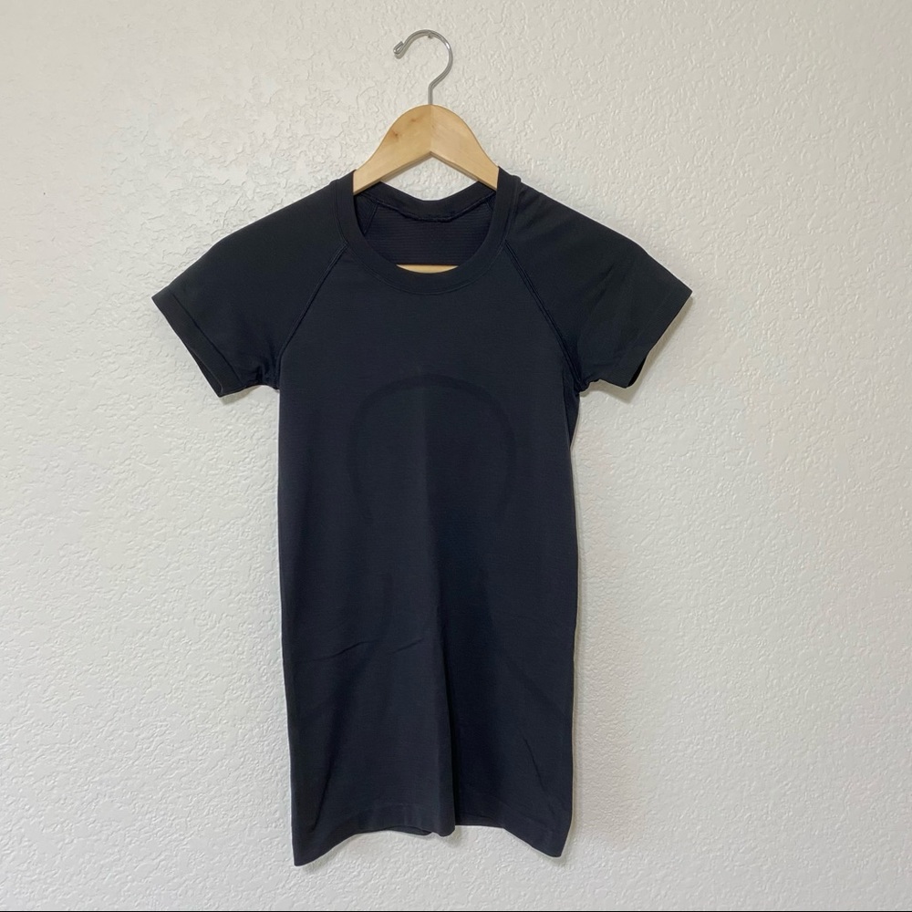 LULULEMON black swiftly tech short sleeve 2.0 top